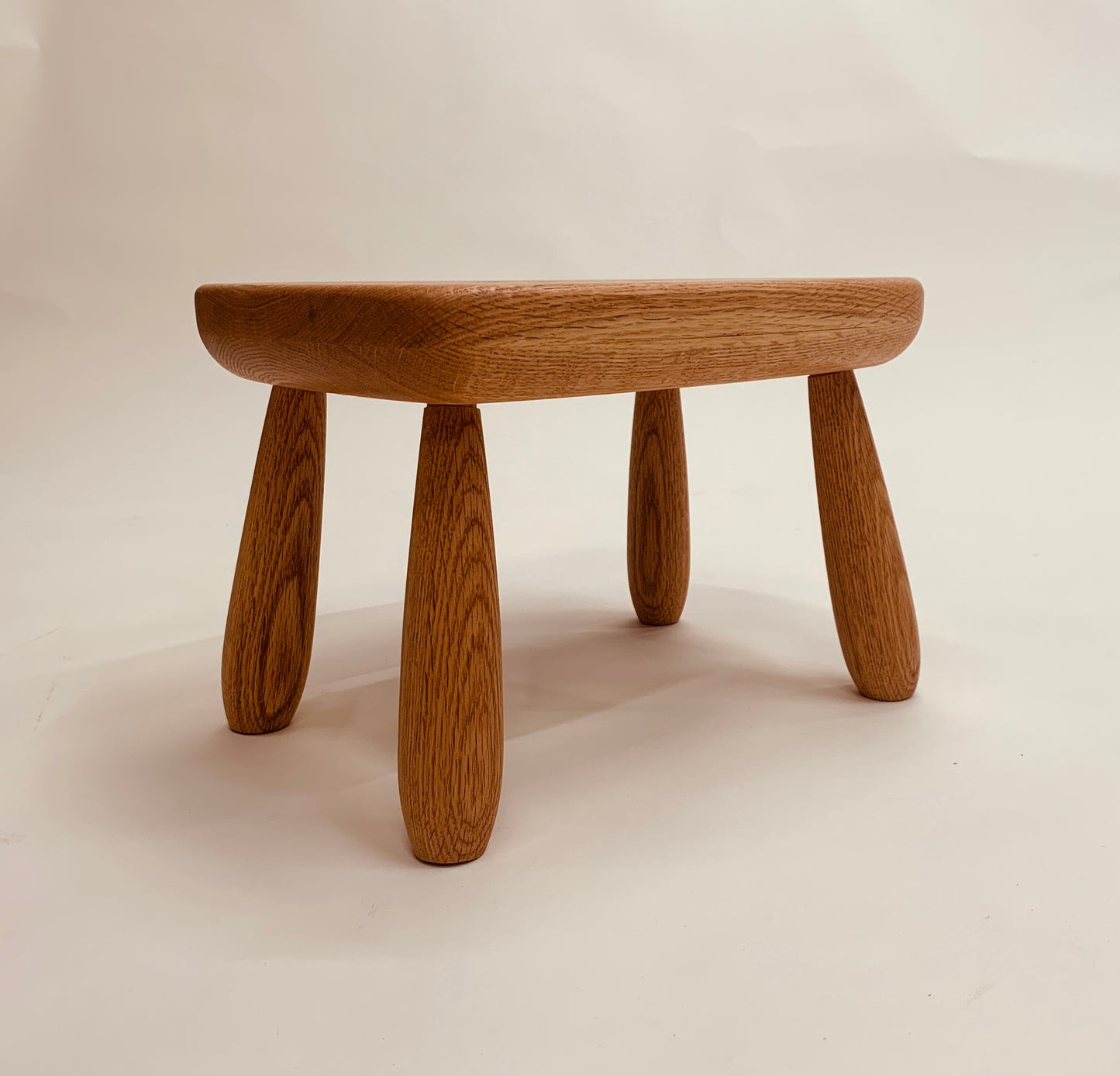 Hobbit Poodle Foot-Stool in Red Oak