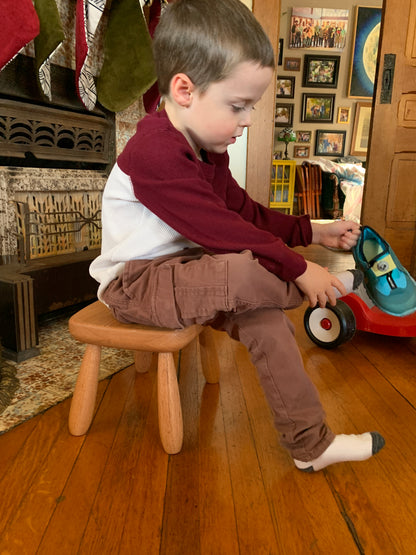 Hobbit Poodle Foot-Stool in Red Oak